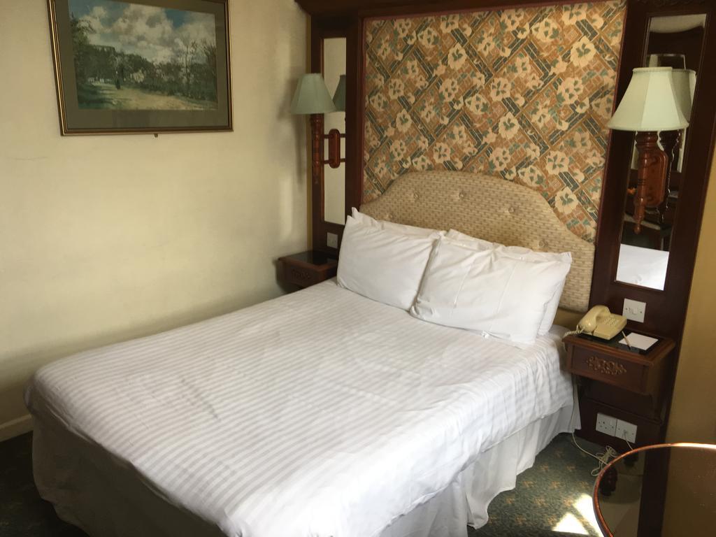 The Rutland Arms Hotel نيوماركت المظهر الخارجي الصورة
