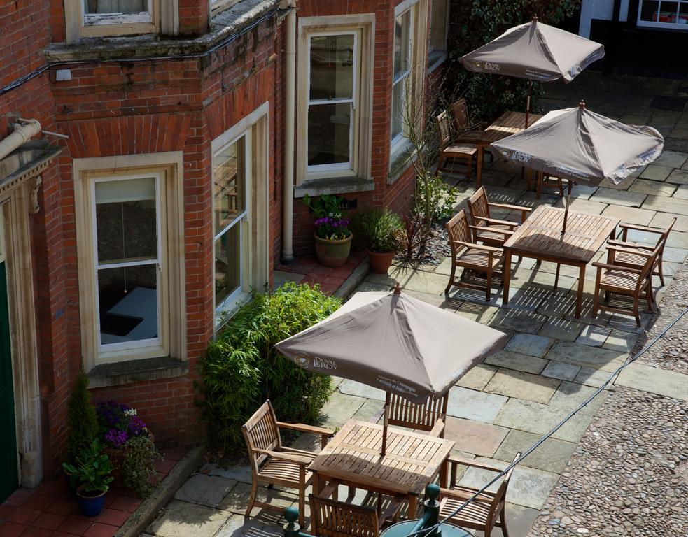 The Rutland Arms Hotel نيوماركت المظهر الخارجي الصورة